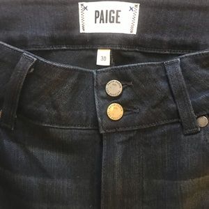 EUC Paige Hidden Hills Straight leg jeans sz 30